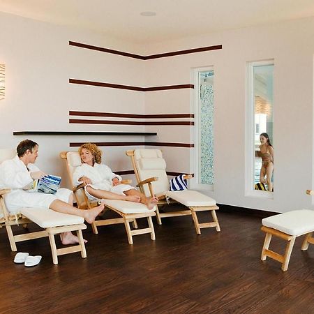 Resort Dorfhotel Boltenhagen Boltenhagen ภายนอก รูปภาพ