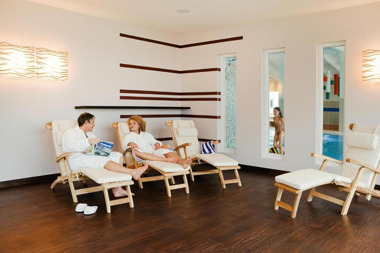 Resort Dorfhotel Boltenhagen Boltenhagen ภายนอก รูปภาพ